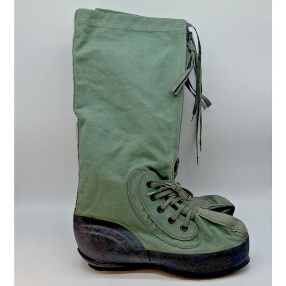 Vintage 80s Air Force Extreme Cold Weather Boots N-1B Medium Mukluks Socks USAF main image 14